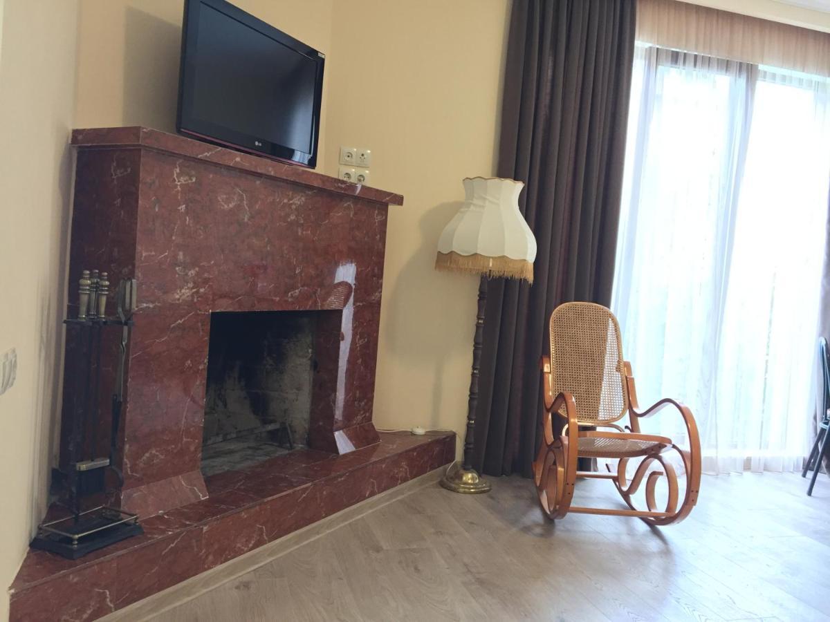 לינה וארוחת בוקר טביליסי House 41 מראה חיצוני תמונה