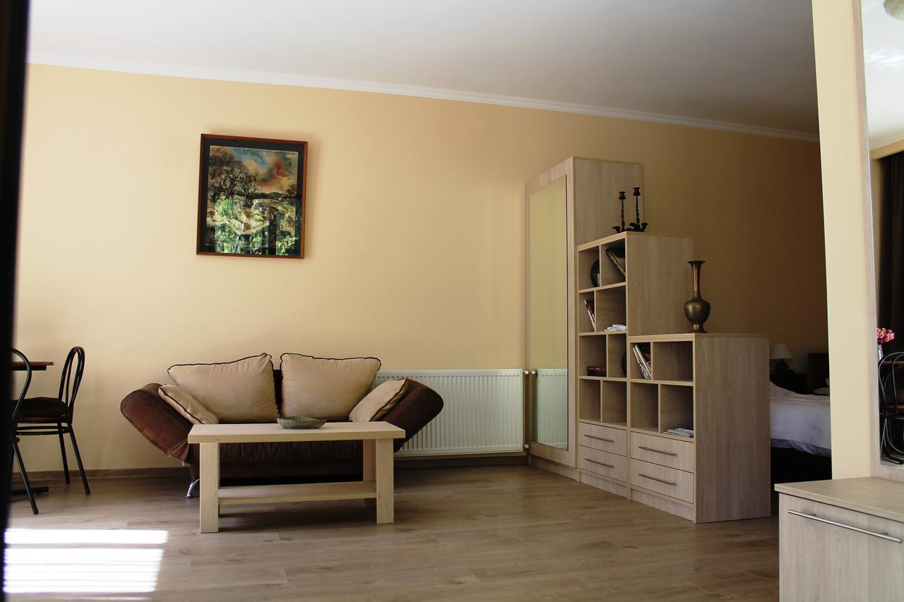 לינה וארוחת בוקר טביליסי House 41 מראה חיצוני תמונה